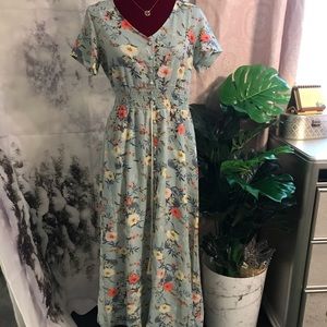 SOLF 🆕Floral Maxi Dress